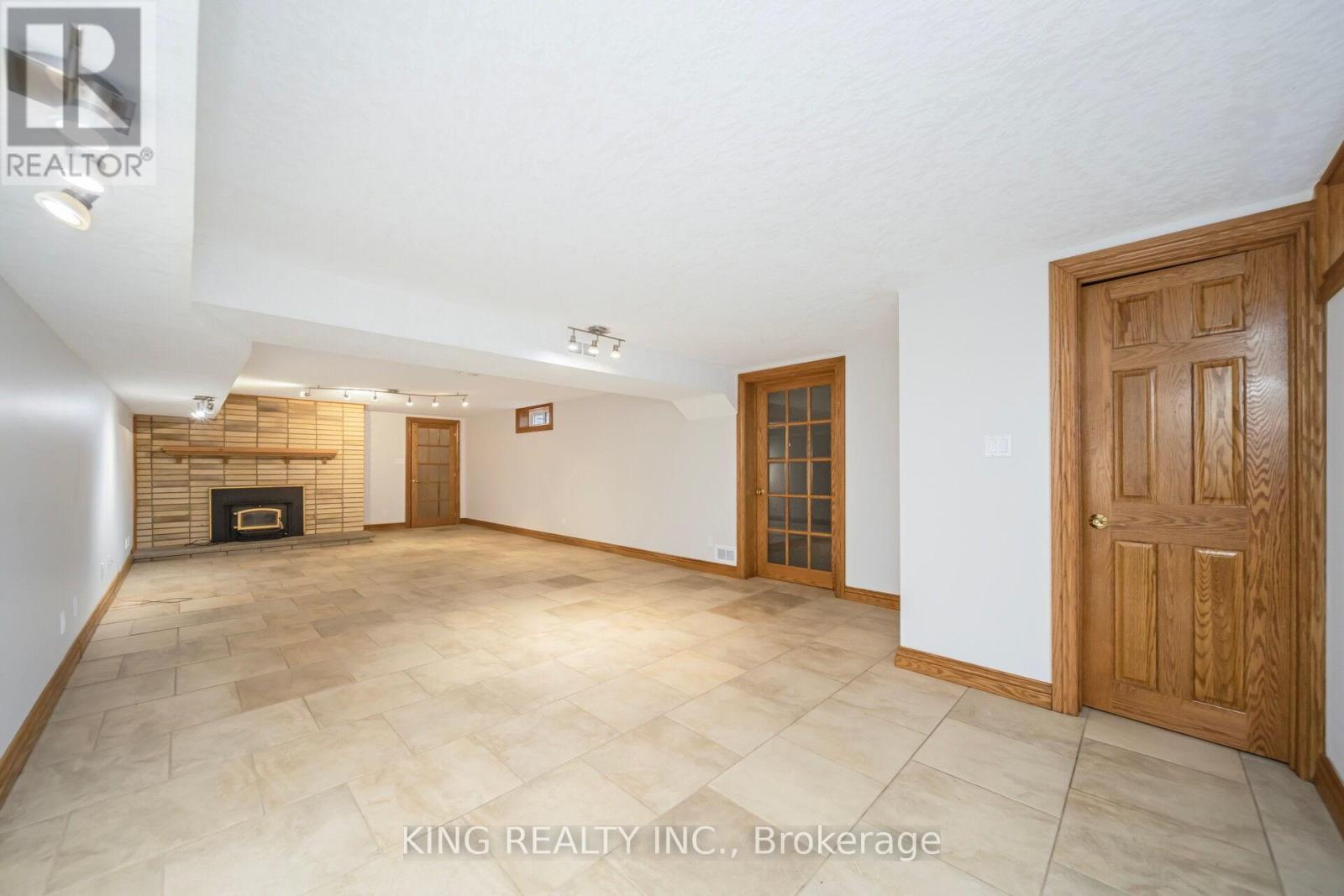 159 Victoria Street N, Woodstock, Ontario  N4S 6W1 - Photo 35 - X12206717