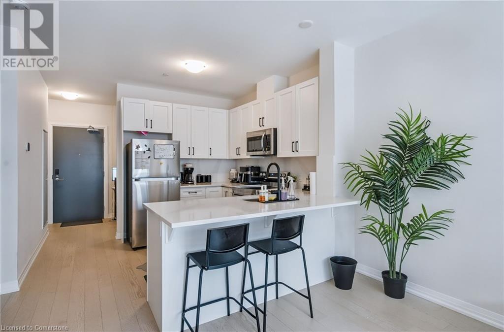 3265 Carding Mill Drive Unit# 212, Oakville, Ontario  L6M 5P7 - Photo 8 - 40739512