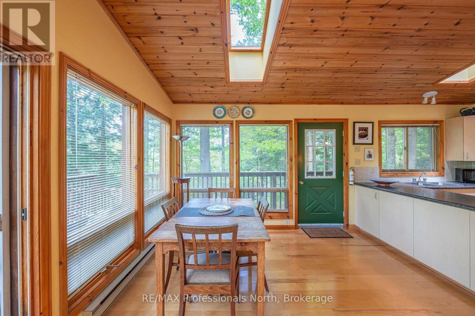 1023 Maiden Trail, Minden Hills, Ontario  K0M 2K0 - Photo 9 - X12204572