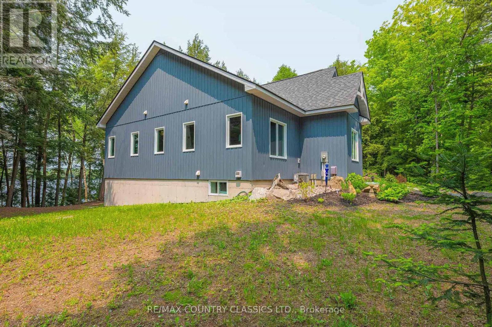 48 Fire Route 76a, North Kawartha, Ontario  K0L 1A0 - Photo 3 - X12025295