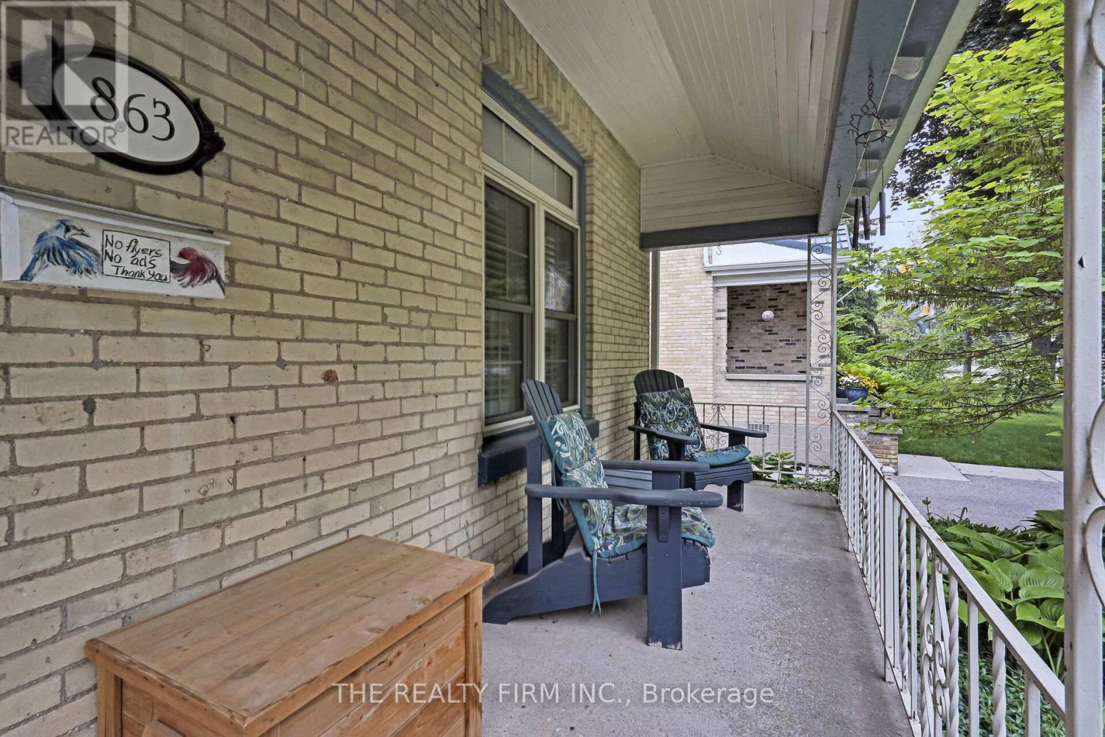 Photo 5 of 50 for 863 Maitland Street