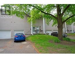 11 COLMAR Place Unit# 5, Dundas, Ontario