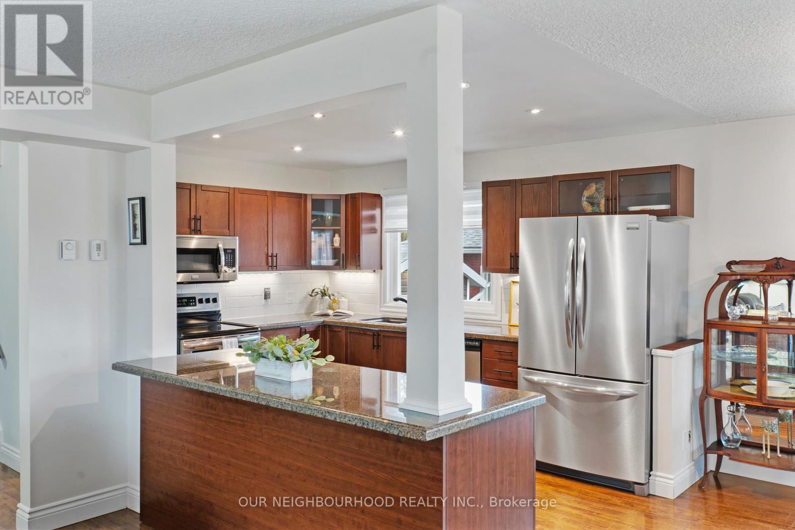 11 Ontario Street, Clarington (Bowmanville), Ontario  L1C 2R9 - Photo 8 - E12209387