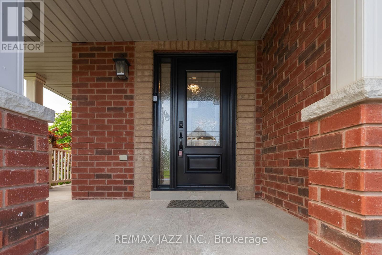 119 Bettina Place, Whitby (Rolling Acres), Ontario  L1R 0G1 - Photo 4 - E12209468