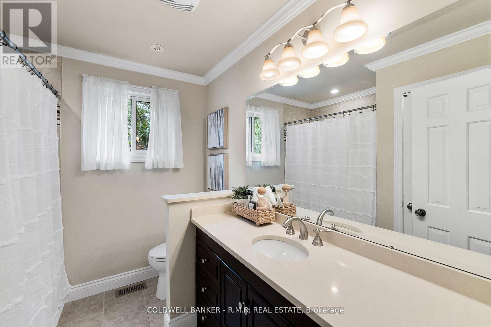 922 Wyldewood Drive, Oshawa (Centennial), Ontario  L1G 4G1 - Photo 25 - E12209481