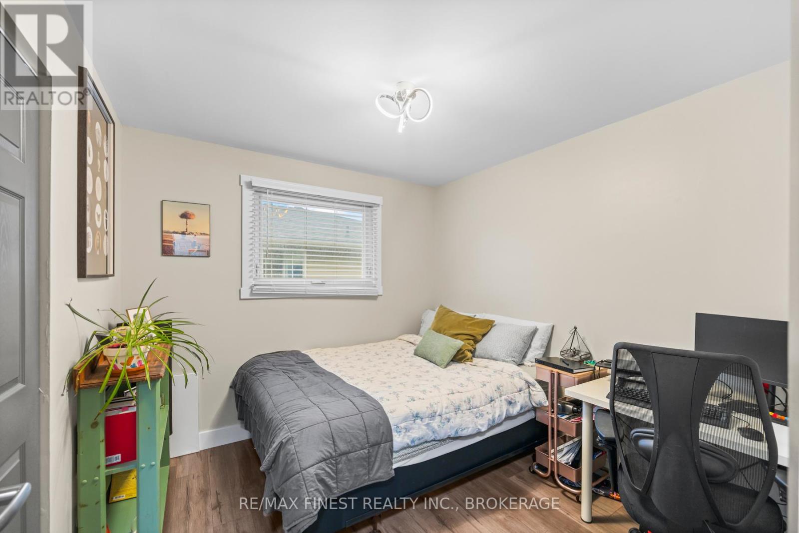 870 Beaconhill Court, Kingston (North Of Taylor-Kidd Blvd), Ontario  K7P 2A8 - Photo 25 - X12209336
