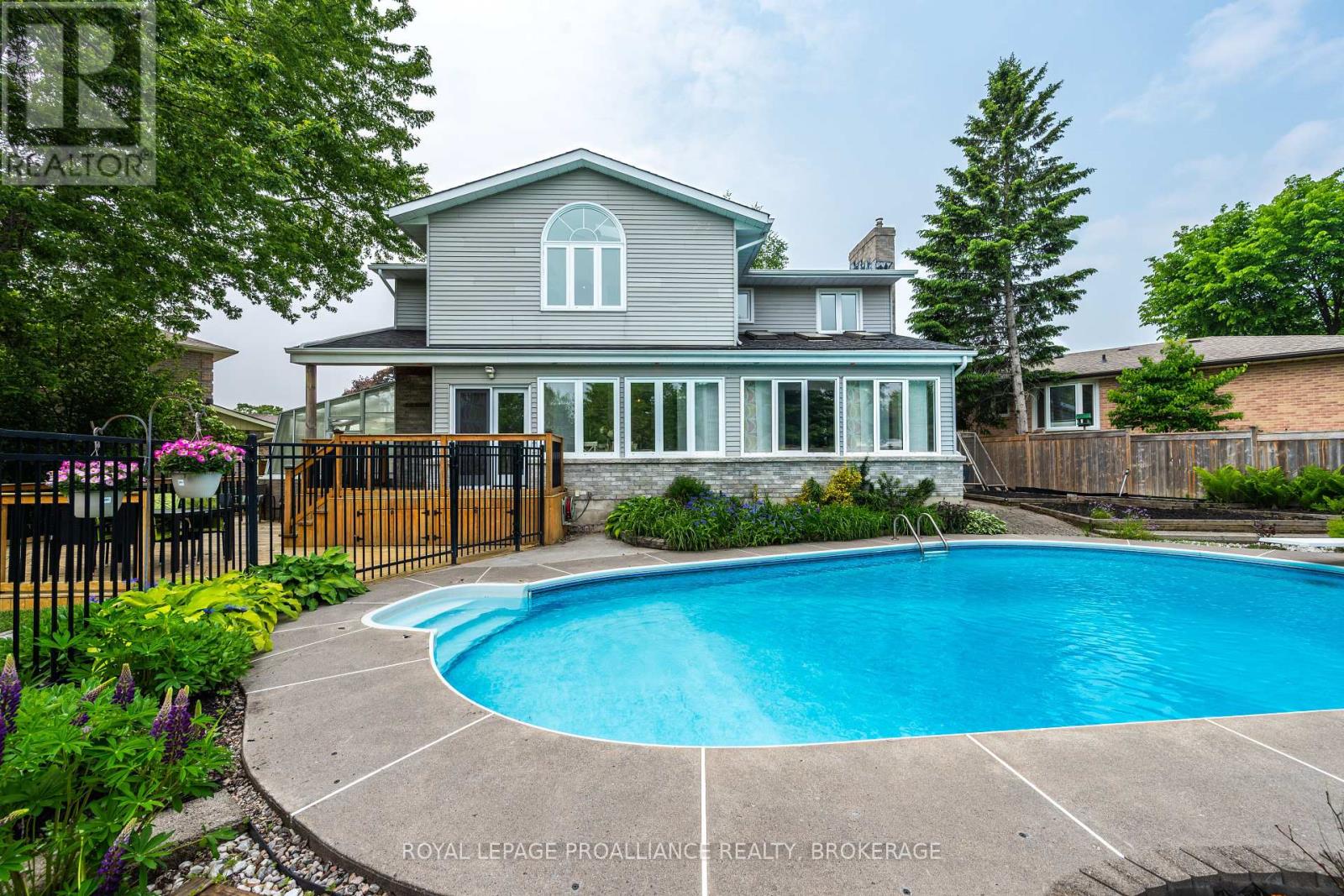 894 Plainview Place, Kingston (North Of Taylor-Kidd Blvd), Ontario  K7P 2K3 - Photo 1 - X12209390
