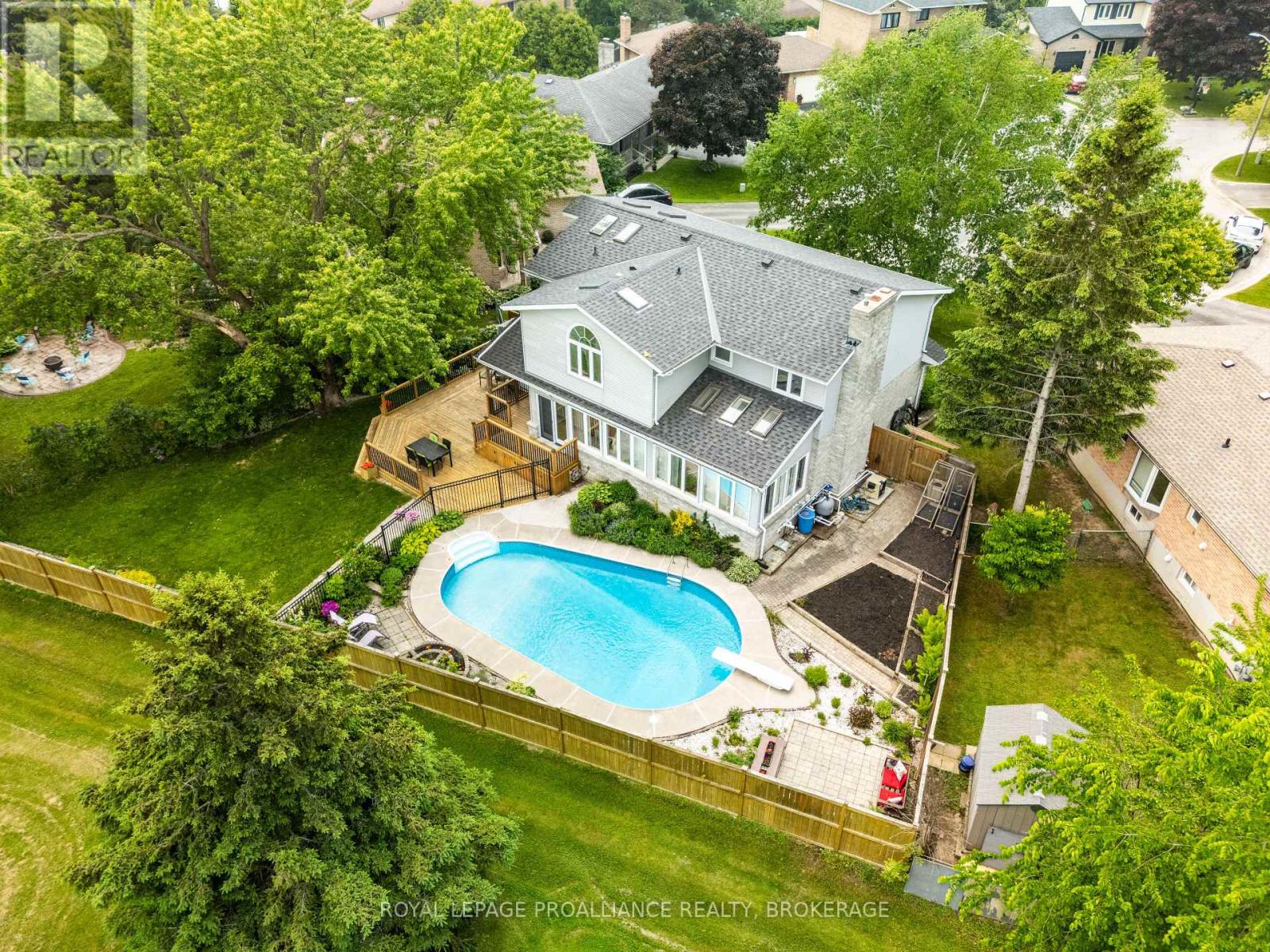 894 Plainview Place, Kingston (North Of Taylor-Kidd Blvd), Ontario  K7P 2K3 - Photo 47 - X12209390