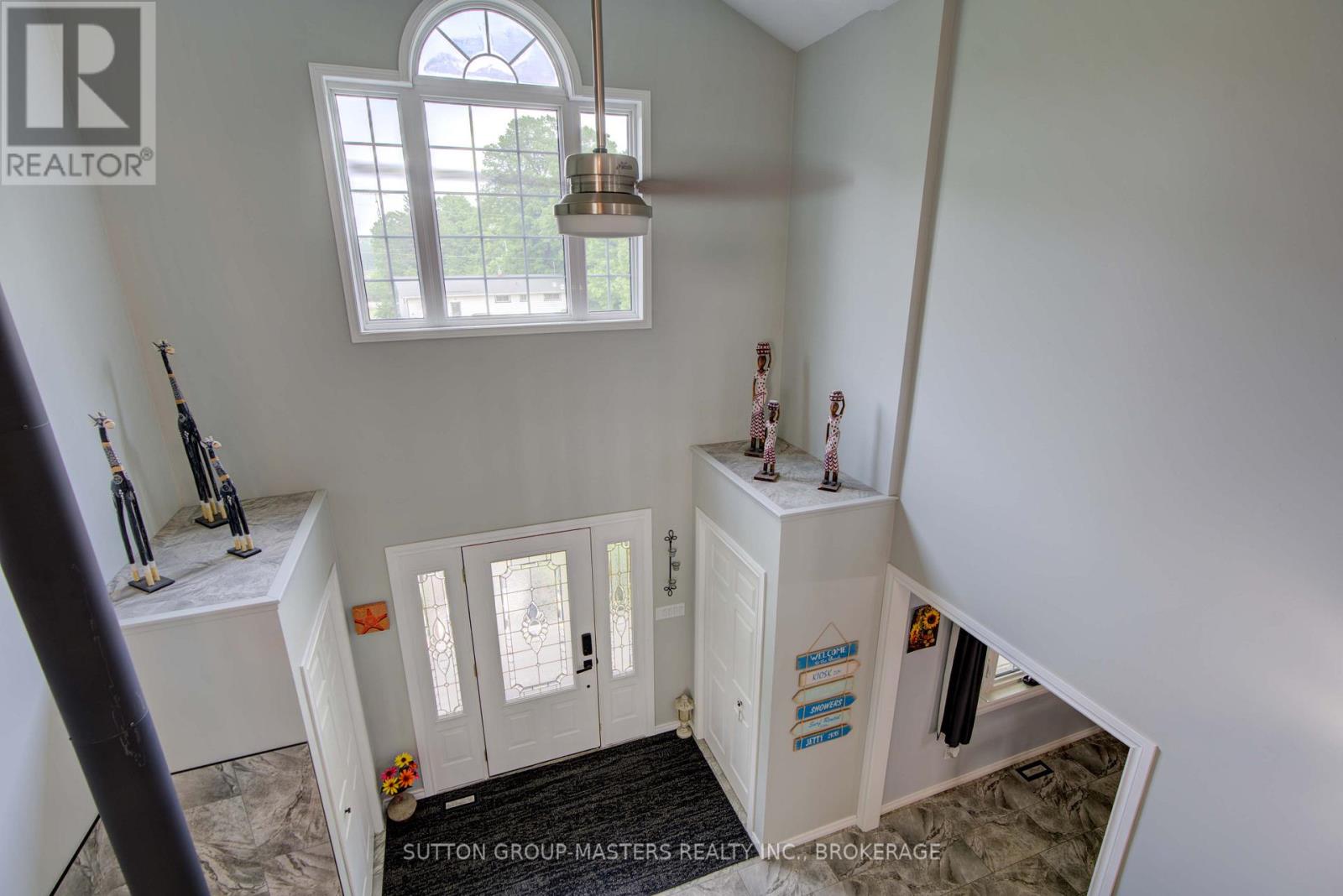 302 Greens Road, Leeds And The Thousand Islands, Ontario  K0H 2N0 - Photo 8 - X12209485