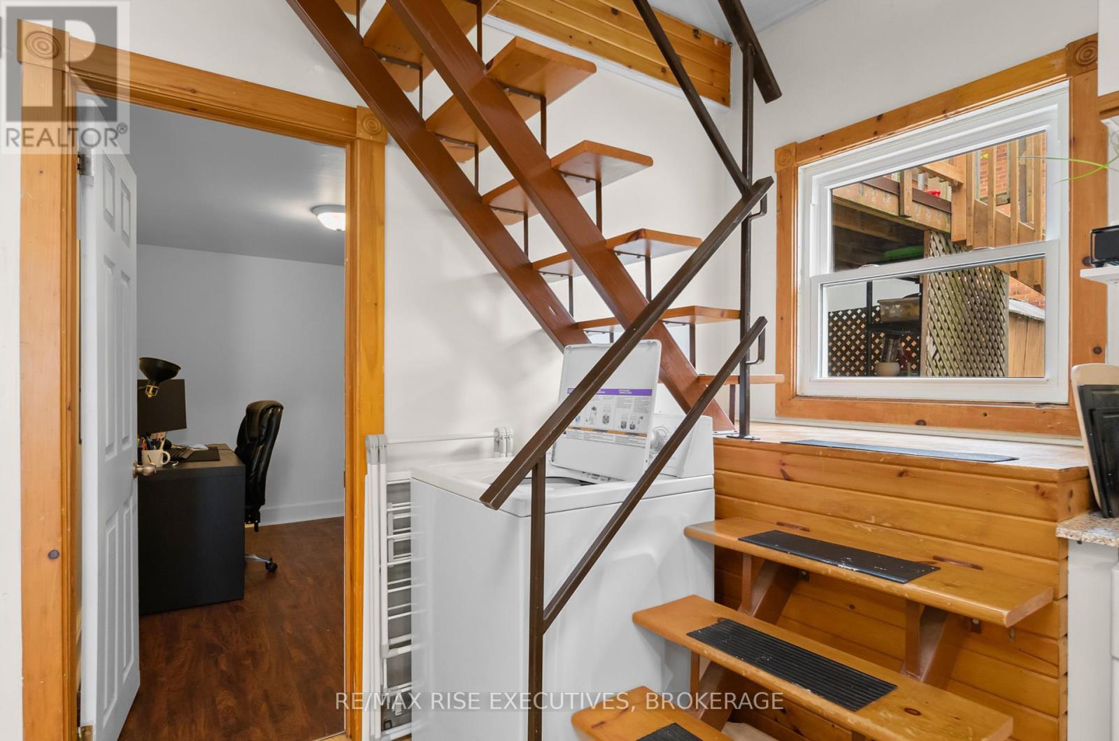 98 Mack Street, Kingston (Central City East), Ontario  K7L 1N9 - Photo 17 - X12209523
