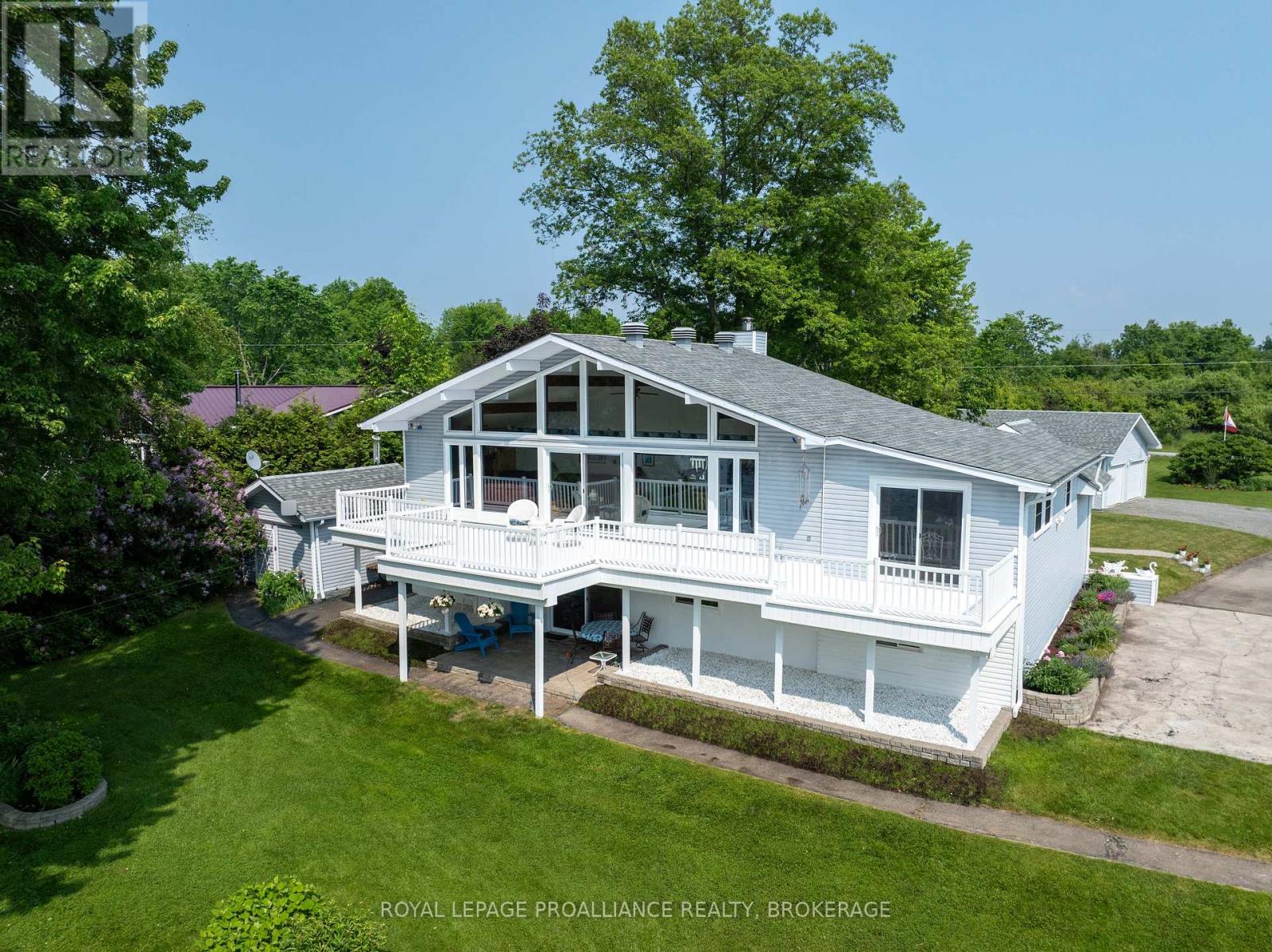 162 Mcnally's Lane, Rideau Lakes, Ontario  K0G 1X0 - Photo 2 - X12209529
