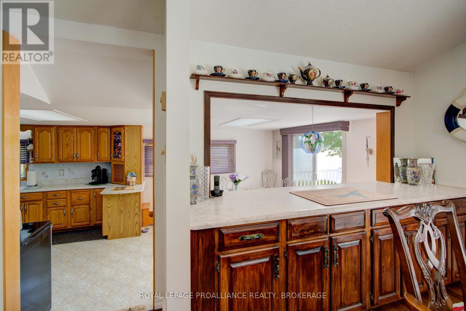 162 Mcnally's Lane, Rideau Lakes, Ontario  K0G 1X0 - Photo 28 - X12209529
