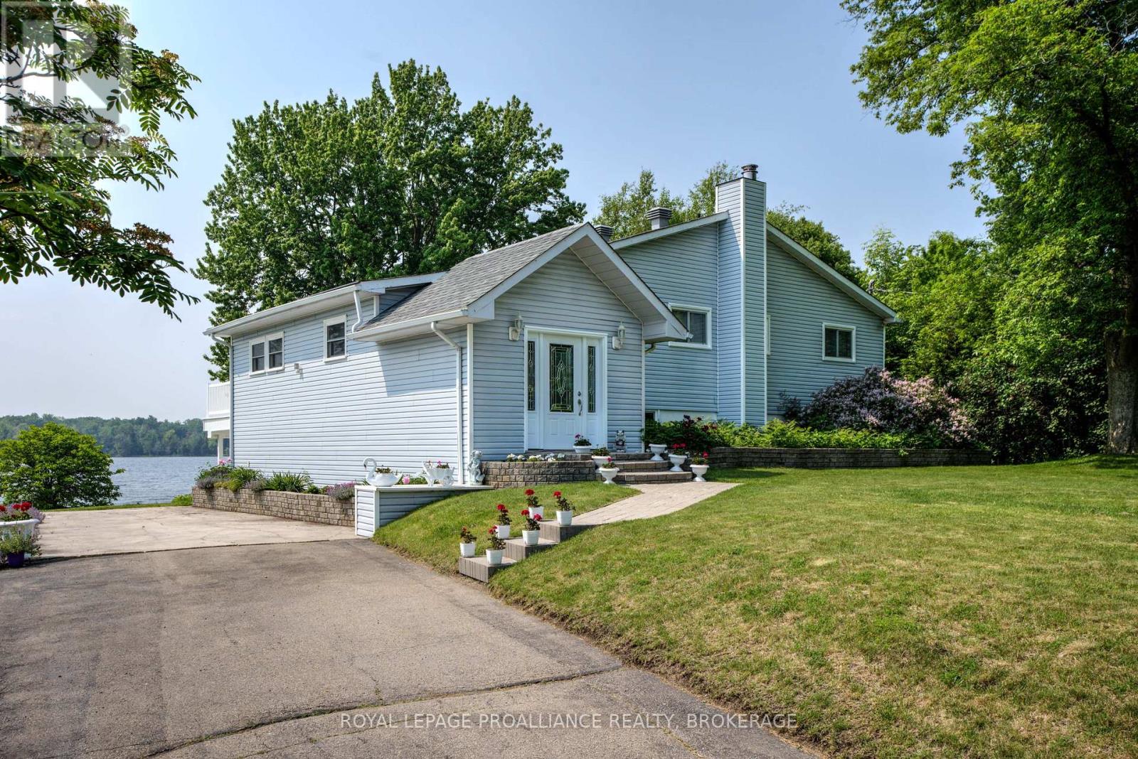 162 Mcnally's Lane, Rideau Lakes, Ontario  K0G 1X0 - Photo 6 - X12209529