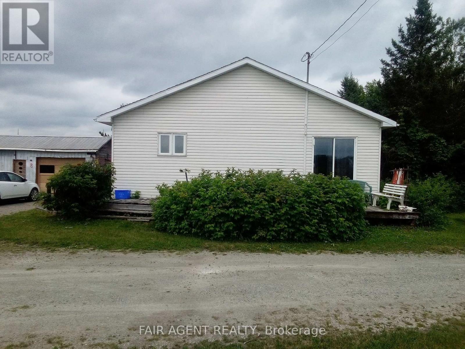 354451 Hwy 624, Englehart (Central Timiskaming), Ontario  P0J 1H0 - Photo 4 - T12209455