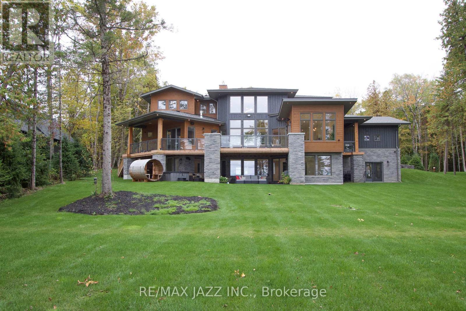 143 Elysian Fields Road, Kawartha Lakes (Fenelon), Ontario  K0M 1G0 - Photo 1 - X12209343