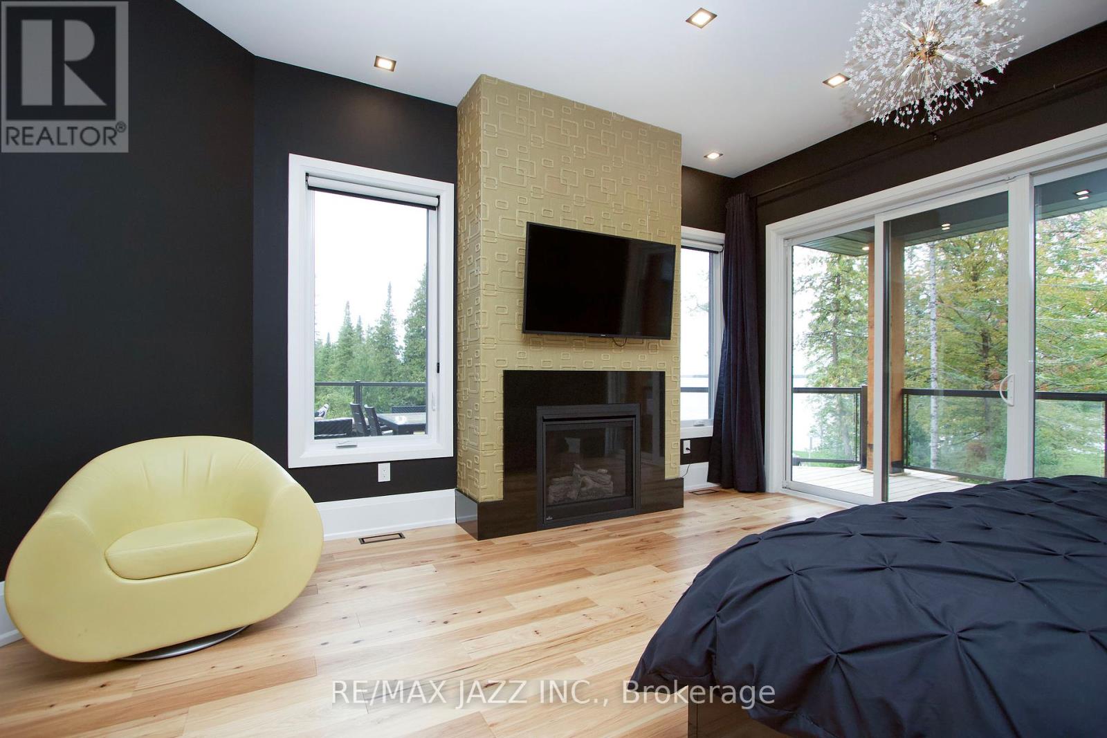 143 Elysian Fields Road, Kawartha Lakes (Fenelon), Ontario  K0M 1G0 - Photo 14 - X12209343