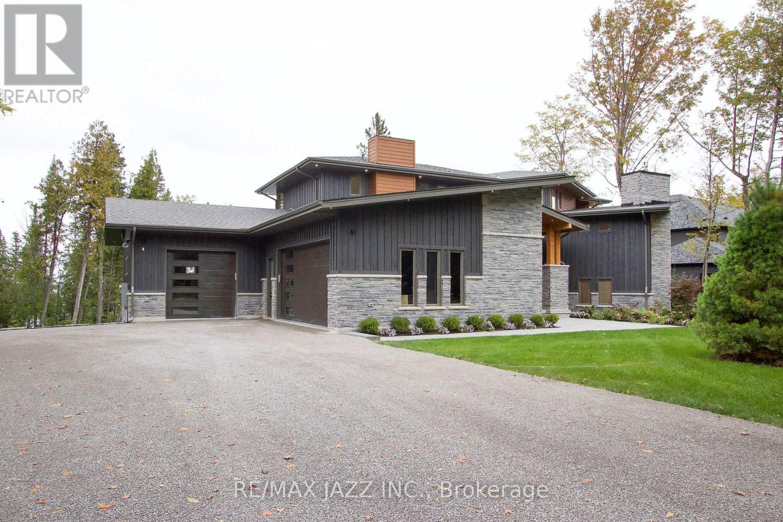 143 Elysian Fields Road, Kawartha Lakes (Fenelon), Ontario  K0M 1G0 - Photo 2 - X12209343