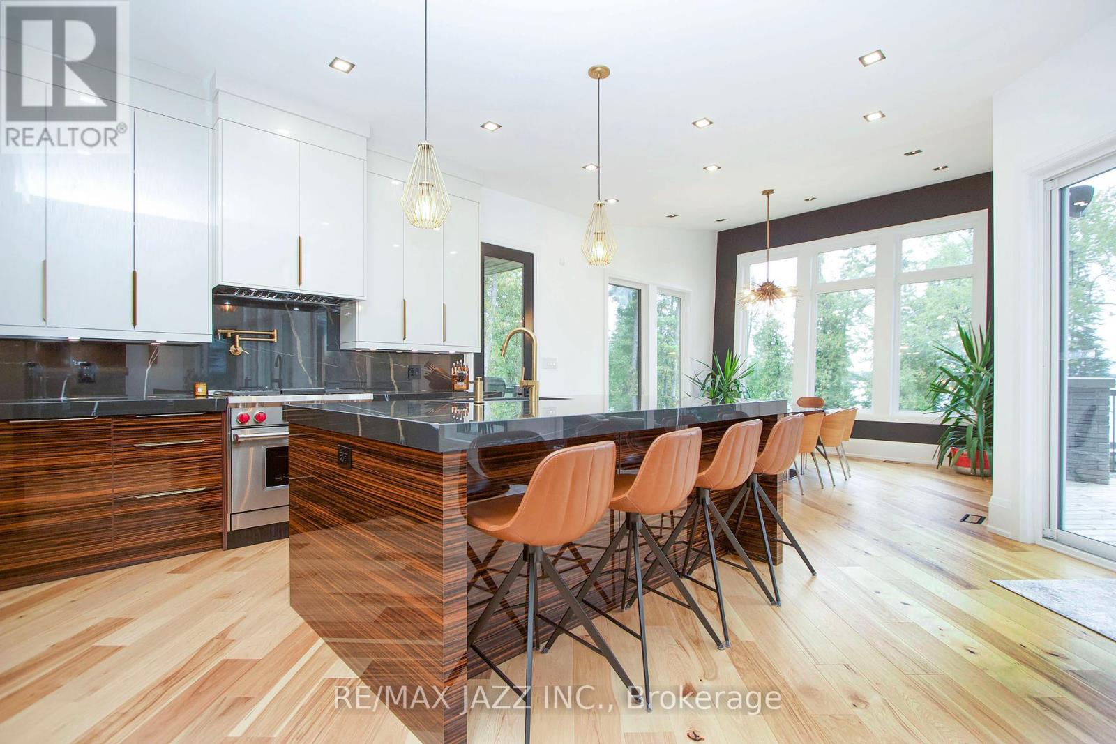 143 Elysian Fields Road, Kawartha Lakes (Fenelon), Ontario  K0M 1G0 - Photo 8 - X12209343