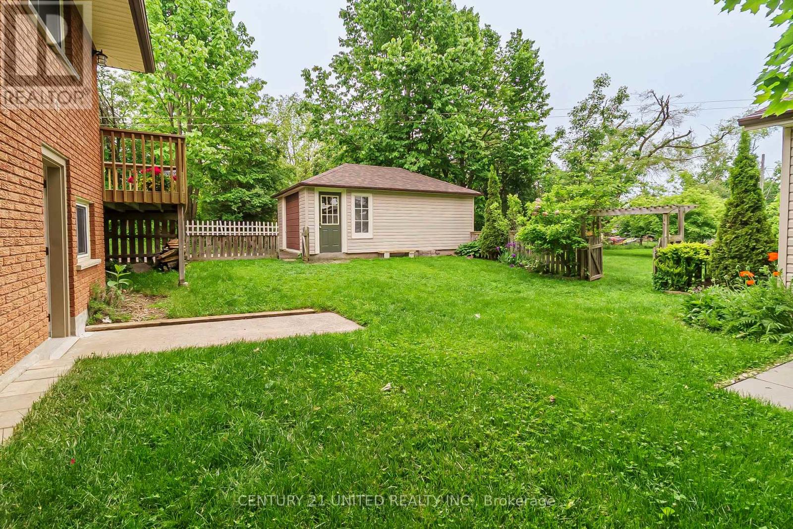 861 Hilliard Street, Peterborough North (South), Ontario  K9H 5R7 - Photo 31 - X12209439