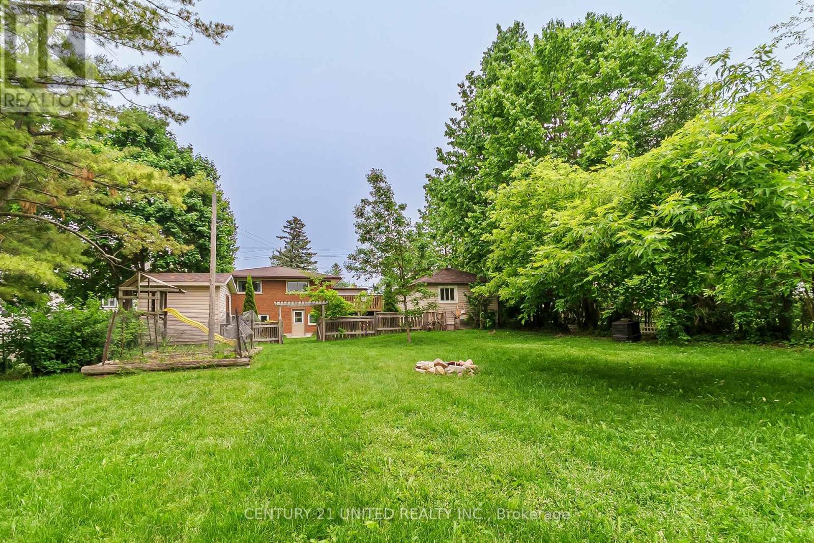 861 Hilliard Street, Peterborough North (South), Ontario  K9H 5R7 - Photo 34 - X12209439