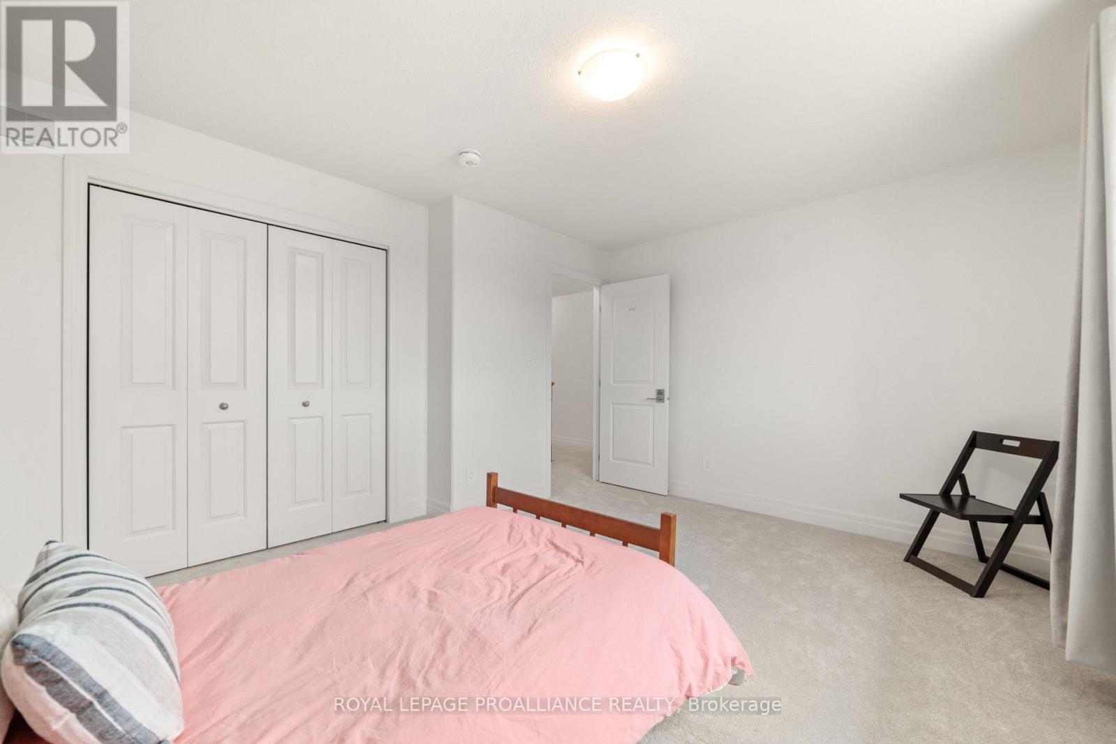 54 Lanark Drive, Belleville (Belleville Ward), Ontario  K8N 0G7 - Photo 27 - X12209494