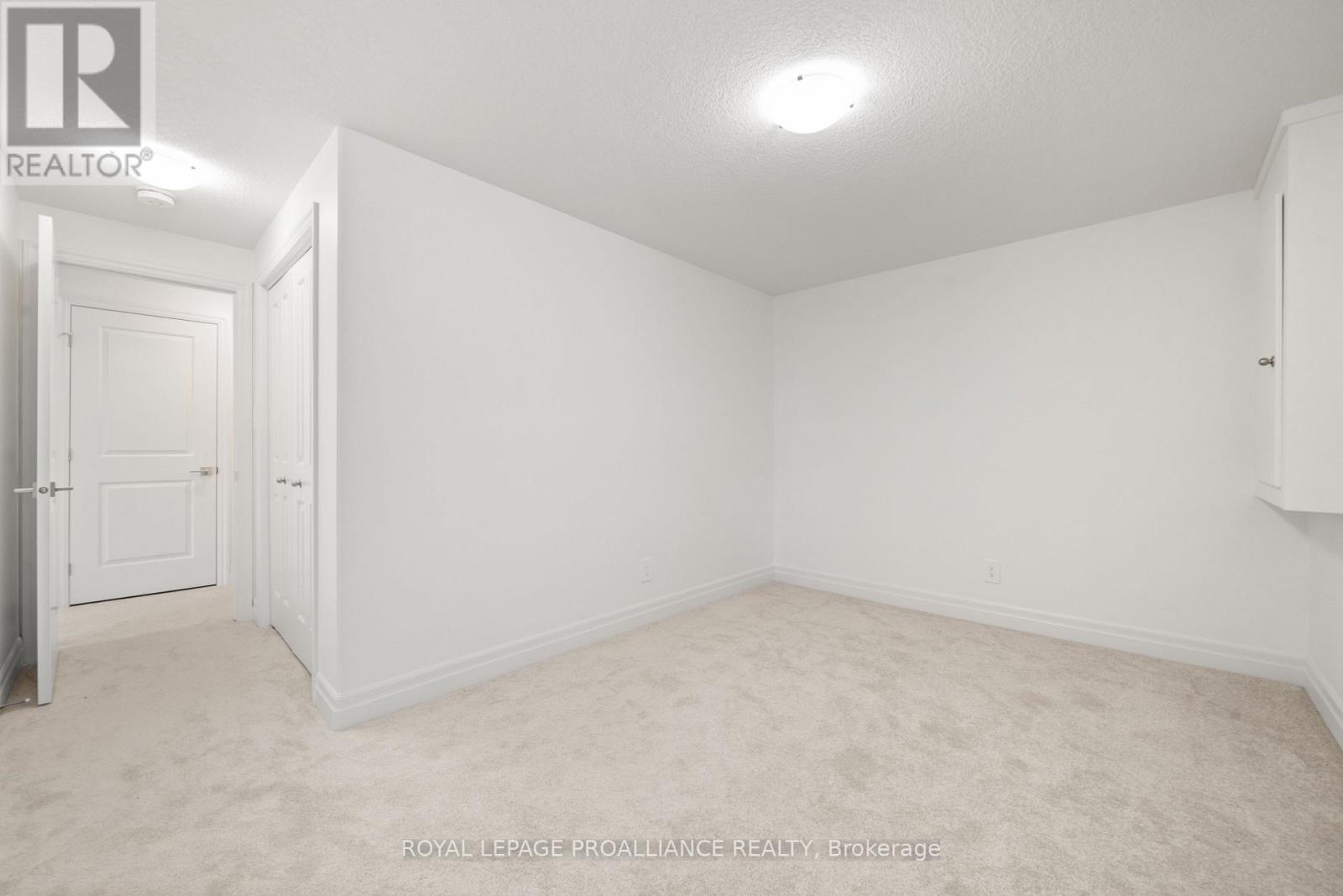 54 Lanark Drive, Belleville (Belleville Ward), Ontario  K8N 0G7 - Photo 33 - X12209494