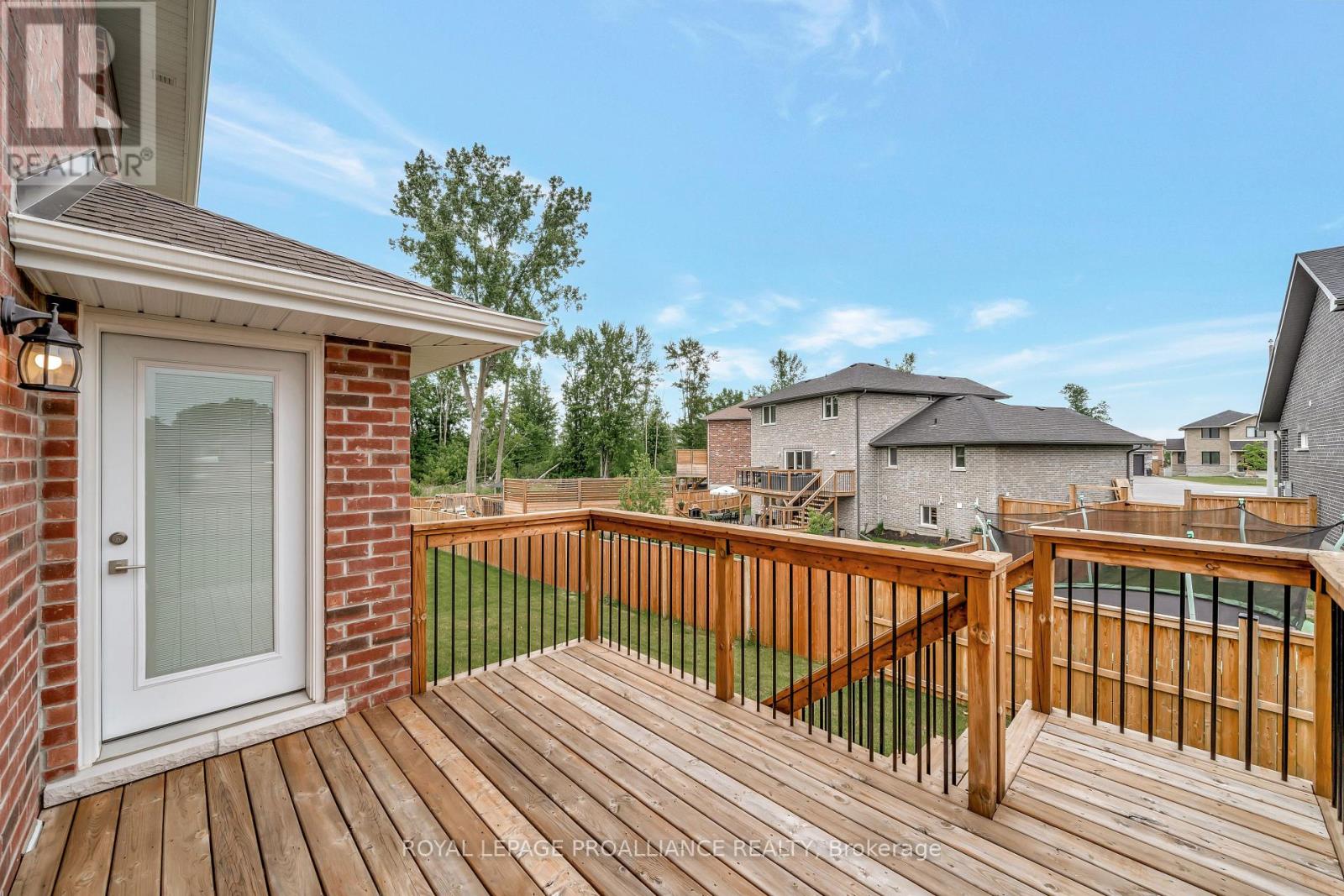 54 Lanark Drive, Belleville (Belleville Ward), Ontario  K8N 0G7 - Photo 38 - X12209494