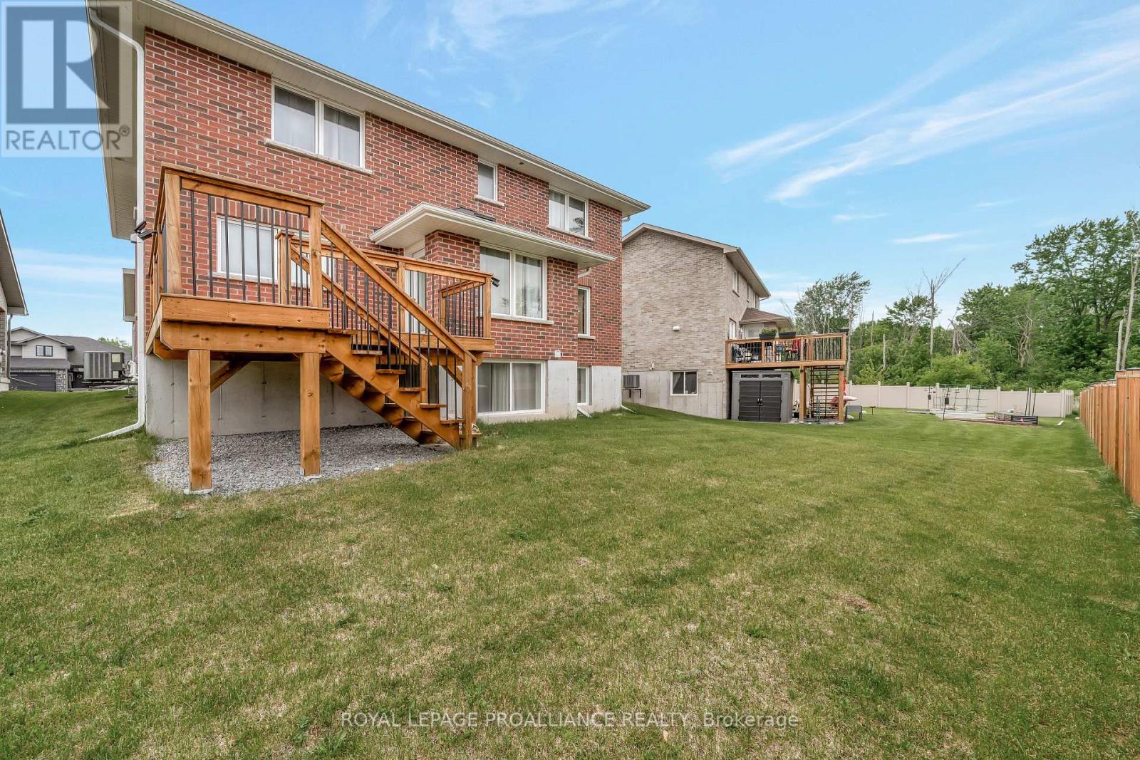 54 Lanark Drive, Belleville (Belleville Ward), Ontario  K8N 0G7 - Photo 43 - X12209494