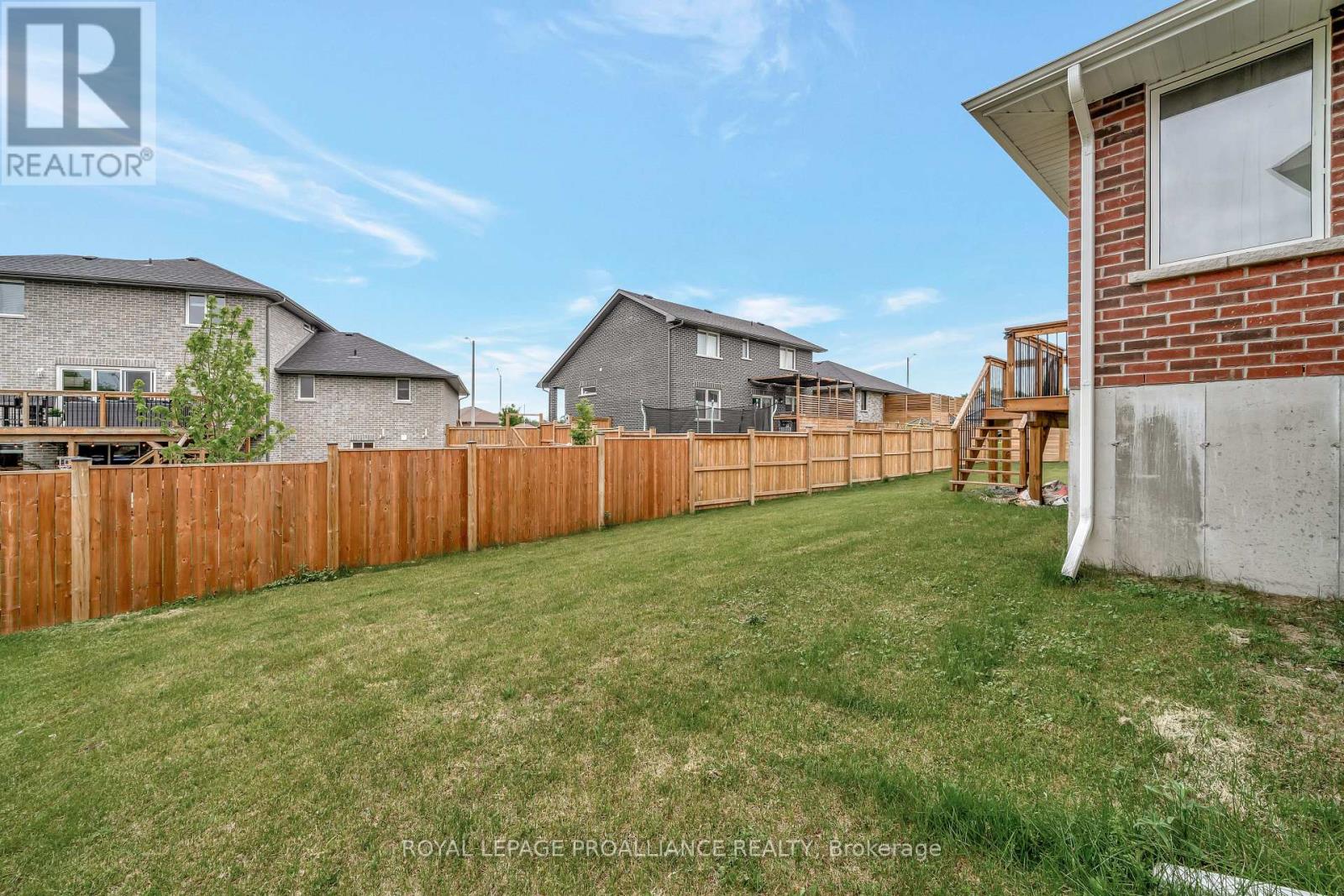 54 Lanark Drive, Belleville (Belleville Ward), Ontario  K8N 0G7 - Photo 45 - X12209494