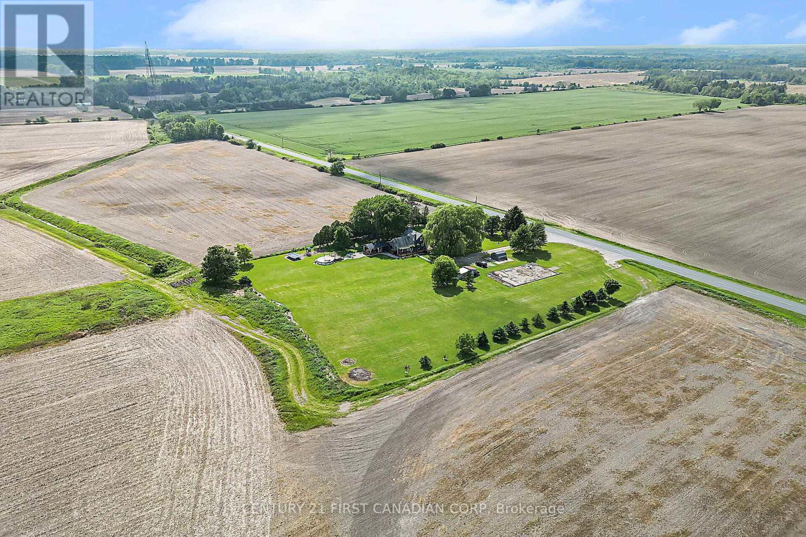 24631 Stalker Line, West Elgin, Ontario  N0L 2P0 - Photo 46 - X12209410