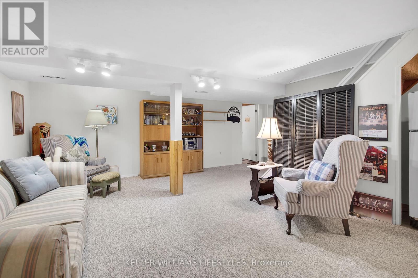 568 Sherene Terrace, London North (North P), Ontario  N6H 3J8 - Photo 28 - X12209441