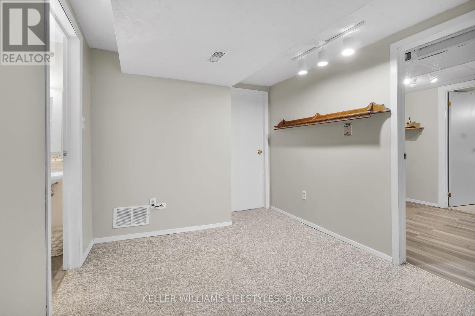 568 Sherene Terrace, London North (North P), Ontario  N6H 3J8 - Photo 33 - X12209441