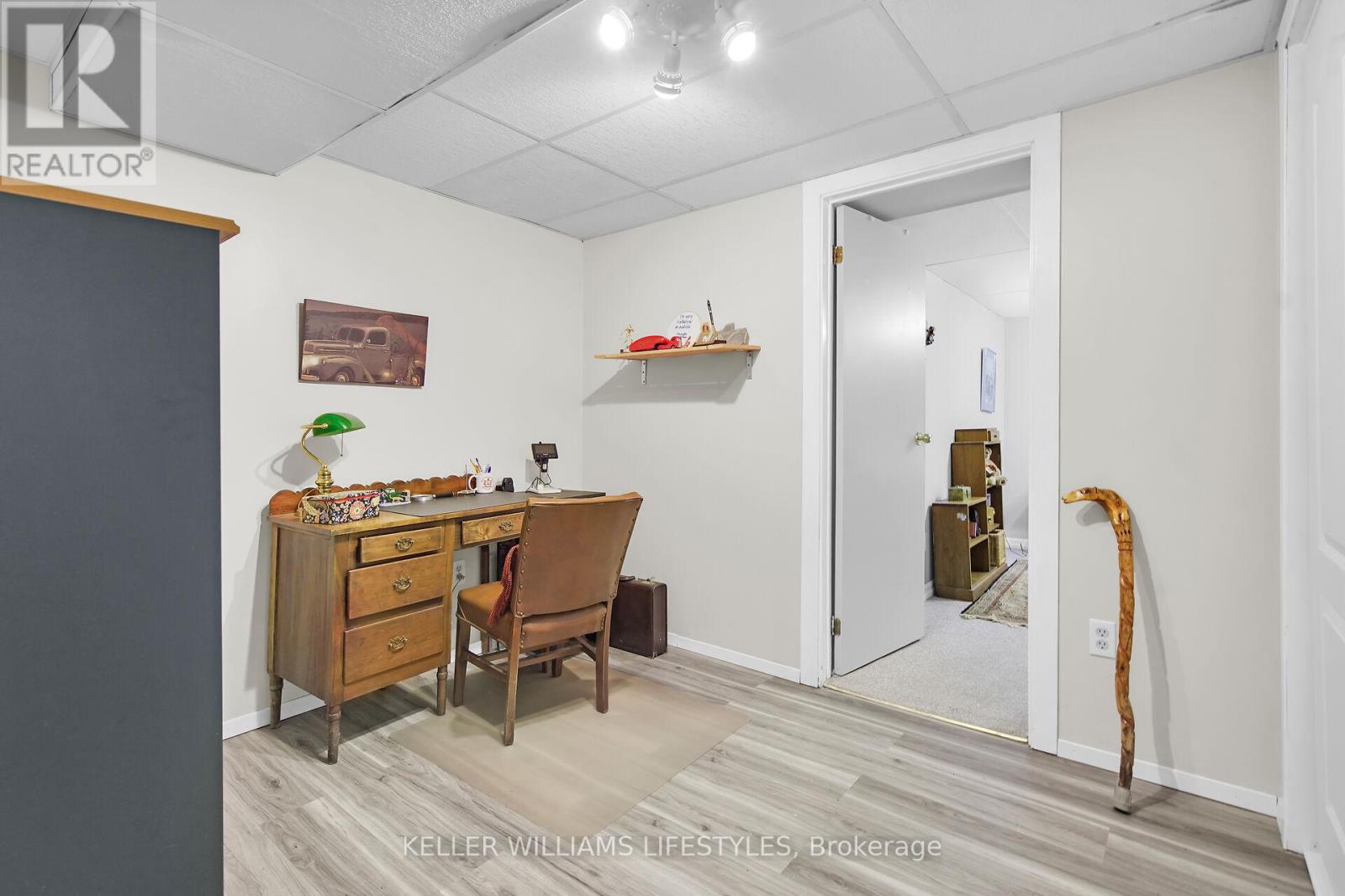 568 Sherene Terrace, London North (North P), Ontario  N6H 3J8 - Photo 34 - X12209441