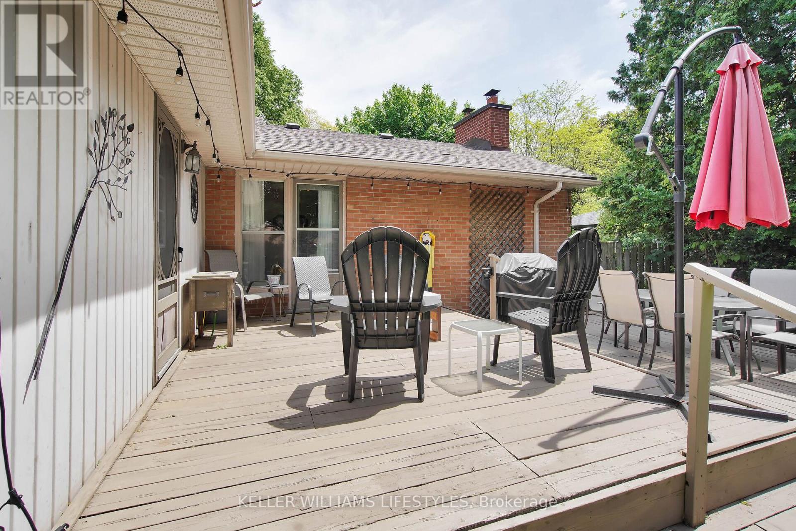 568 Sherene Terrace, London North (North P), Ontario  N6H 3J8 - Photo 38 - X12209441