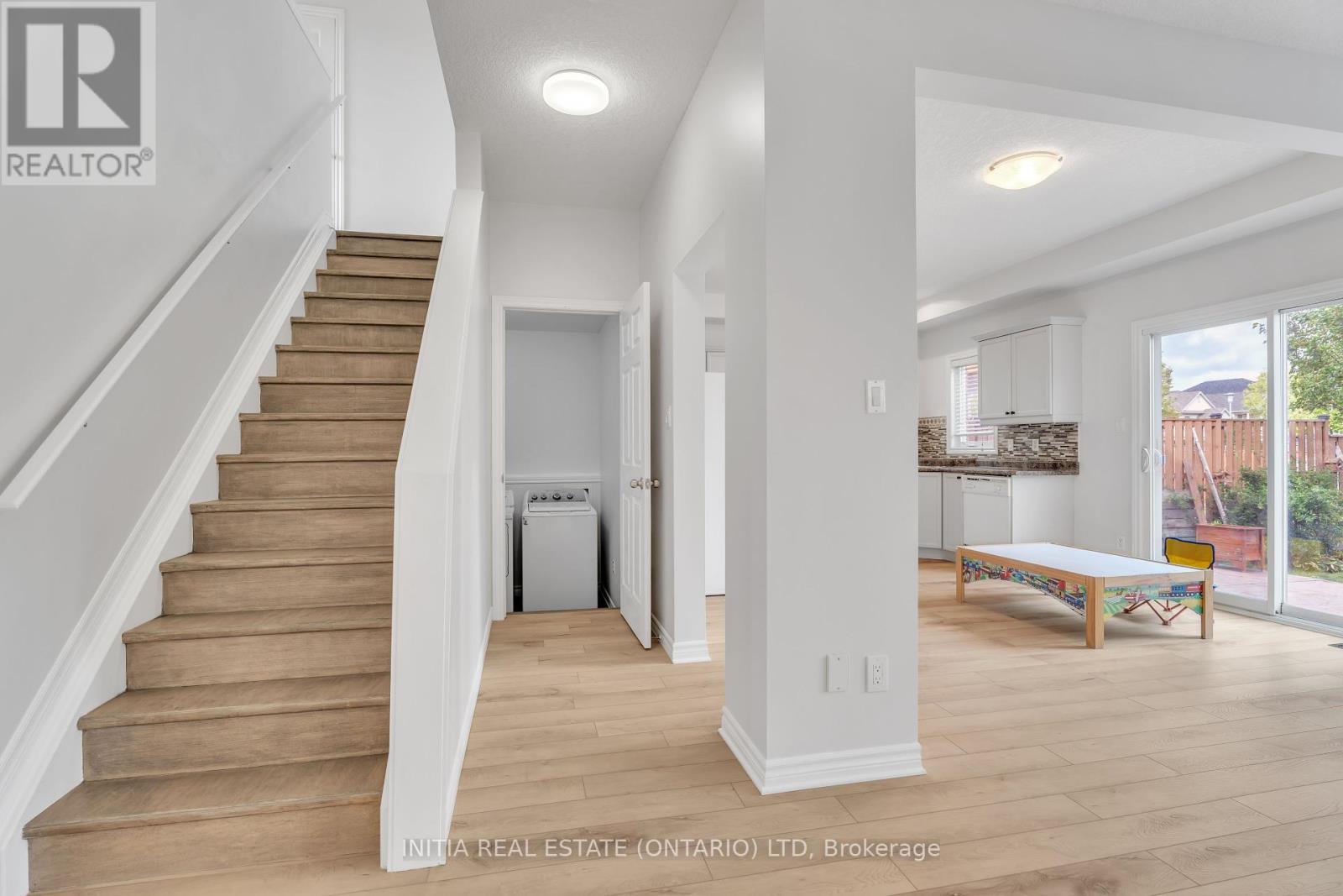 2896 Bateman Trail, London South (South W), Ontario  N6L 0A6 - Photo 3 - X12209465