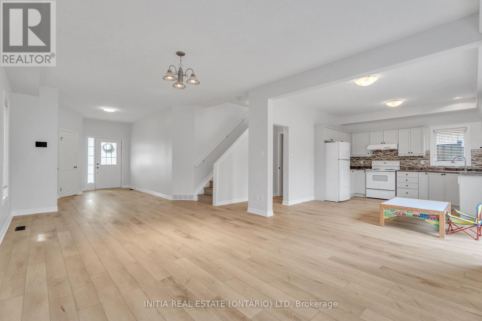 2896 Bateman Trail, London South (South W), Ontario  N6L 0A6 - Photo 4 - X12209465