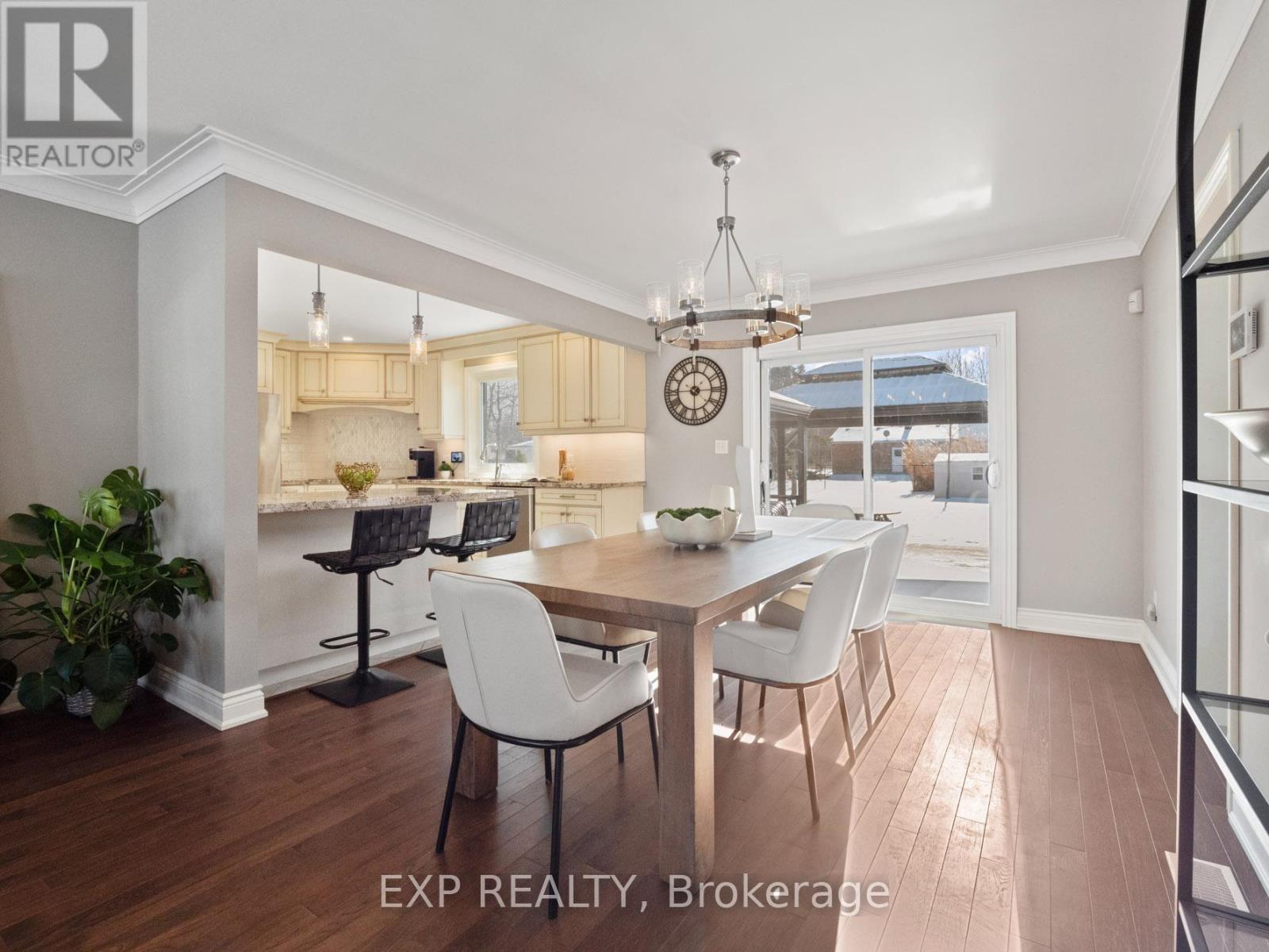 2189 Niagara Parkway, Fort Erie, Ontario  L2A 5M4 - Photo 10 - X12111106