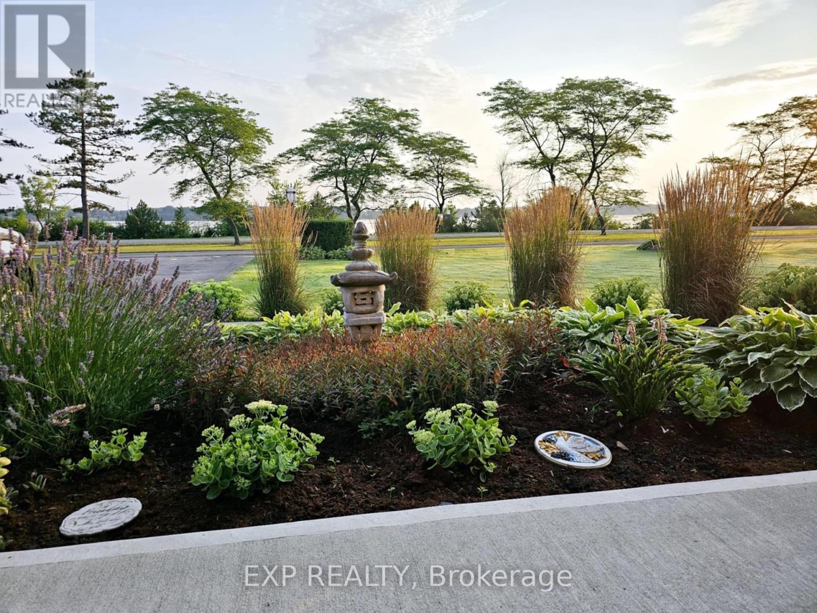 2189 Niagara Parkway, Fort Erie, Ontario  L2A 5M4 - Photo 43 - X12111106