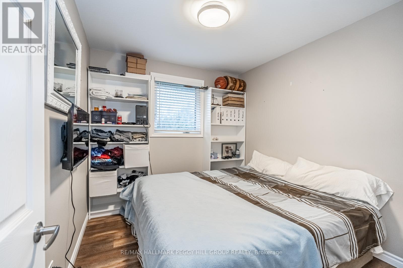 45 Evergreen Avenue, Tiny, Ontario  L0L 1P0 - Photo 9 - S12175747