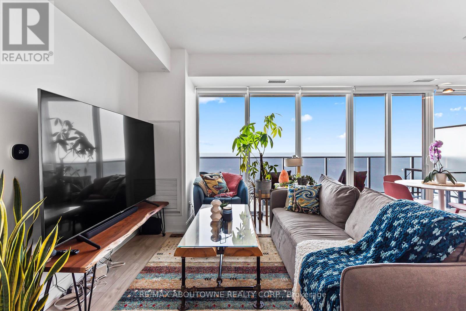 4005 - 70 Annie Craig Drive, Toronto, Ontario  M8V 0G2 - Photo 6 - W12207701