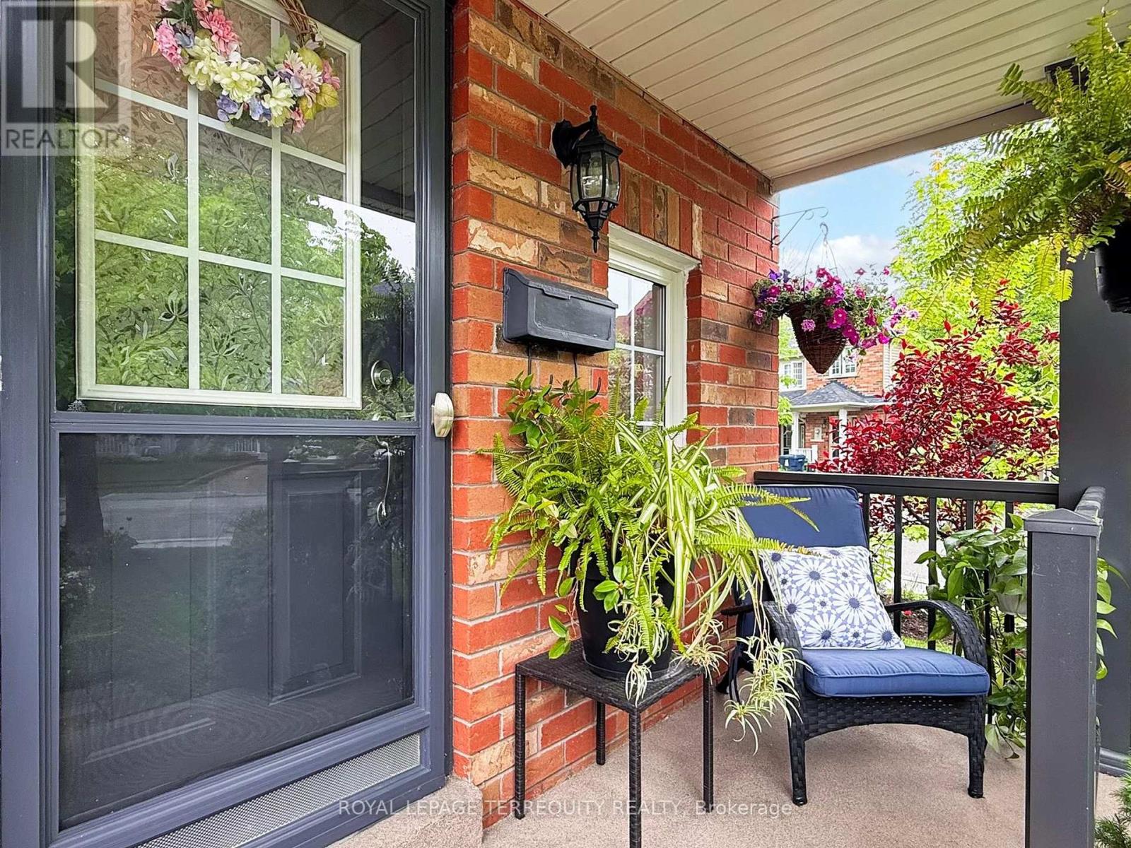 33 Frank Faubert Drive, Toronto, Ontario  M1C 5H8 - Photo 4 - E12205939