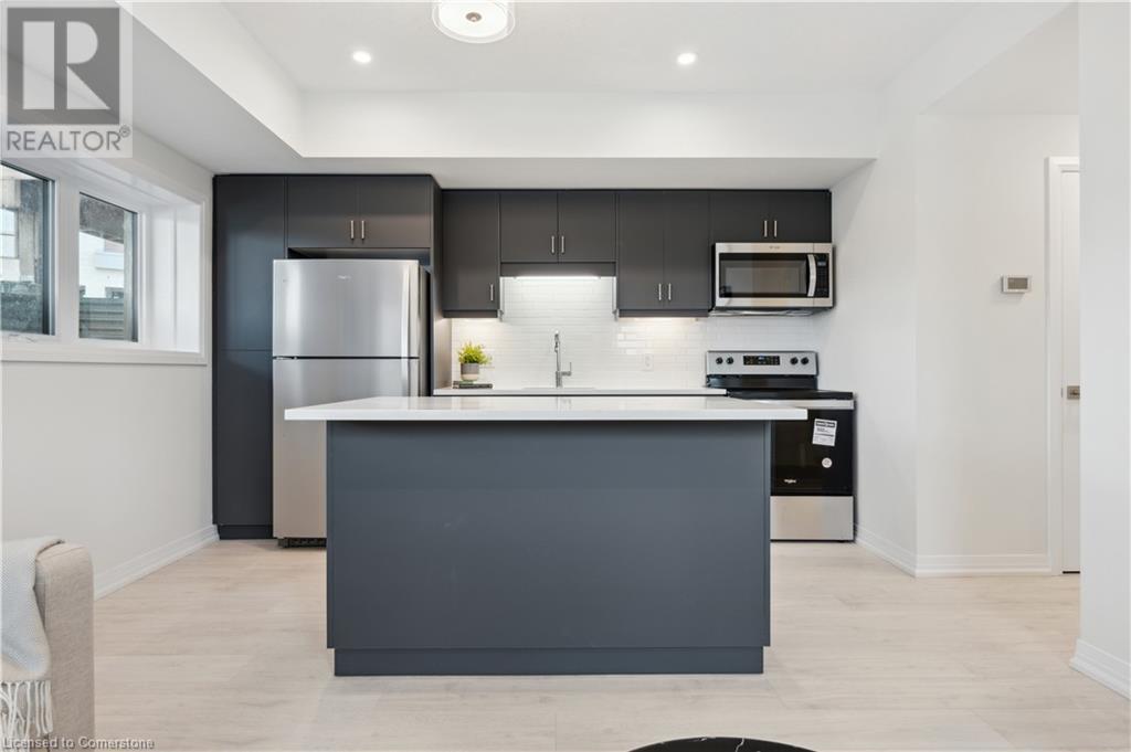 15 Stauffer Woods Trail Unit# A2, Kitchener, Ontario  N2P 2P4 - Photo 6 - 40738781