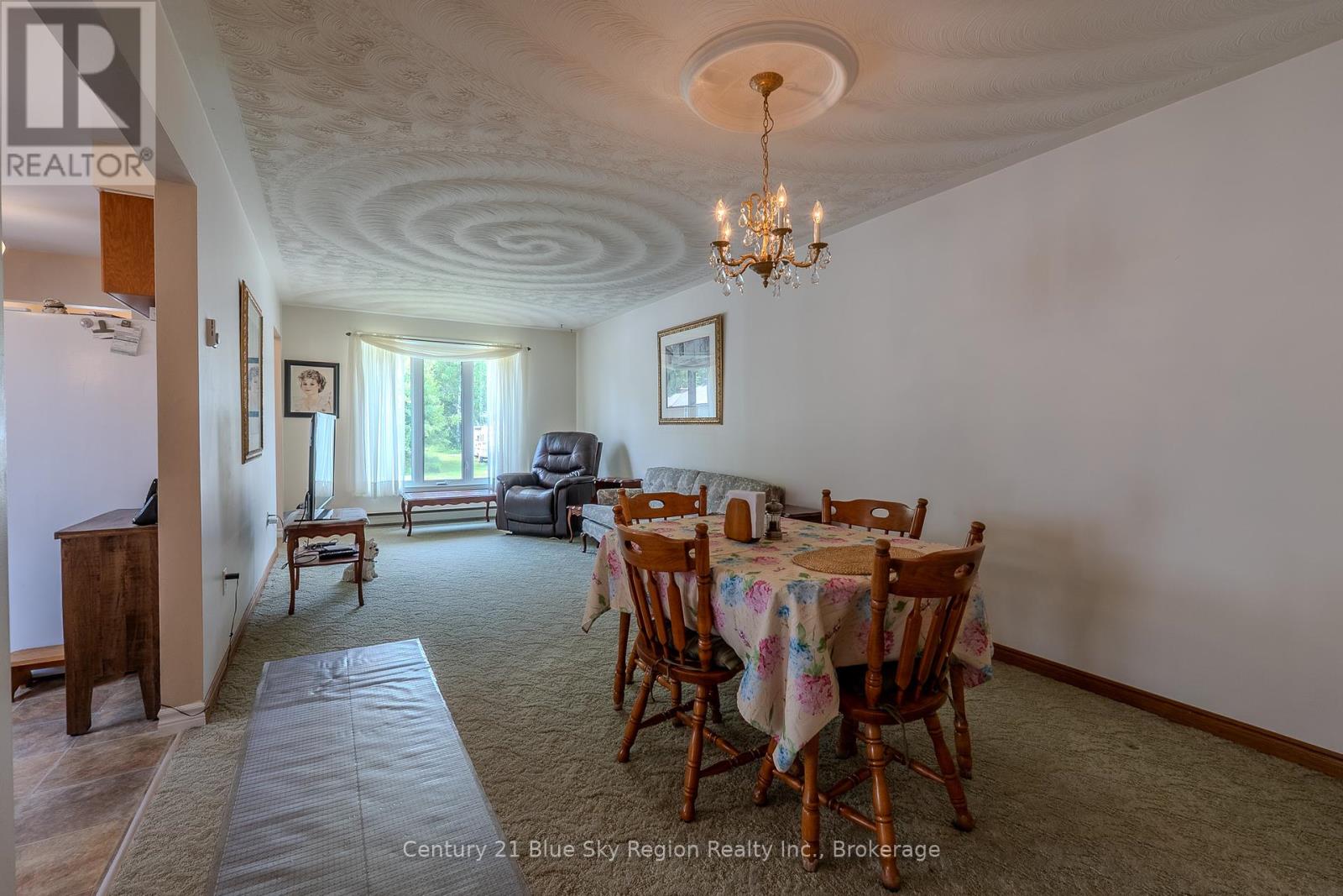 61 Massey Drive, North Bay, Ontario  P1A 3Y3 - Photo 10 - X12209440