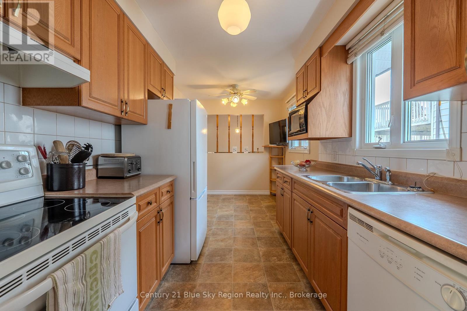 61 Massey Drive, North Bay, Ontario  P1A 3Y3 - Photo 6 - X12209440