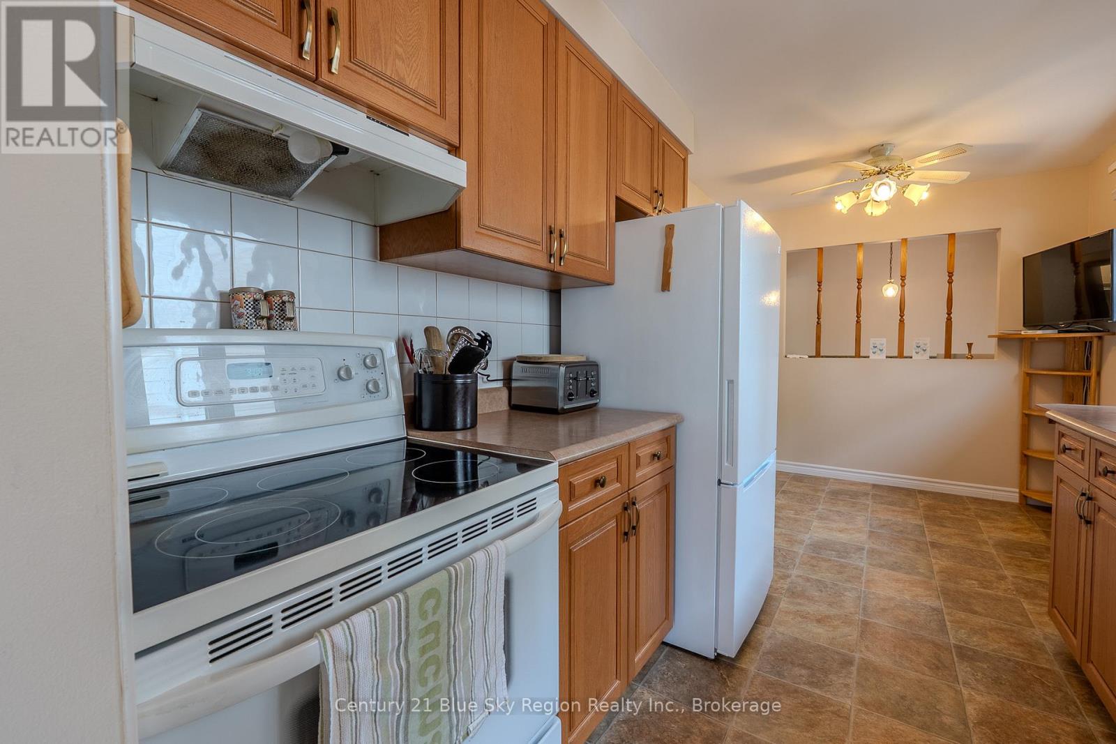 61 Massey Drive, North Bay, Ontario  P1A 3Y3 - Photo 7 - X12209440