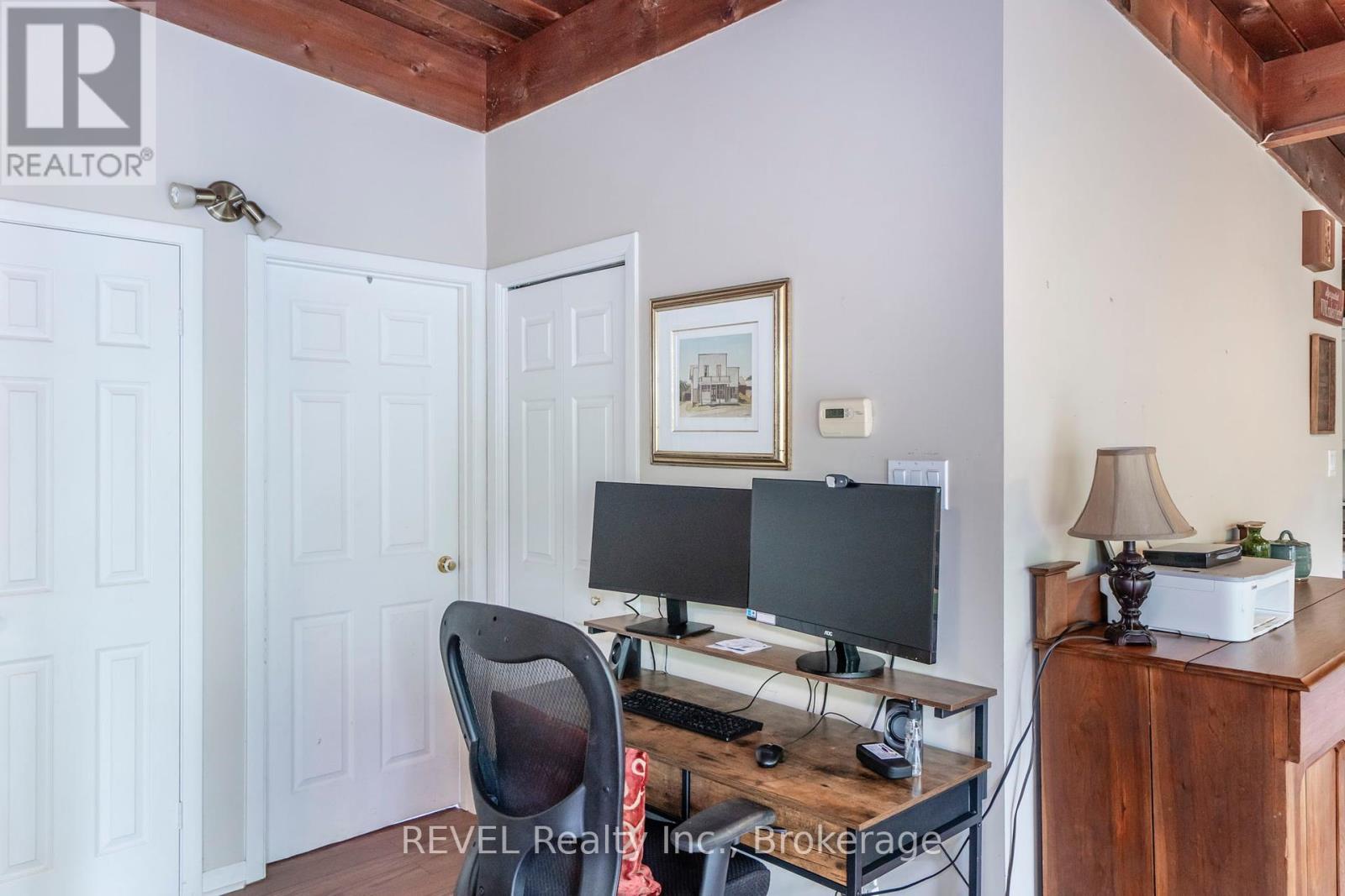 806 Victoria Street, Midland, Ontario  L4R 1B6 - Photo 17 - S12209376