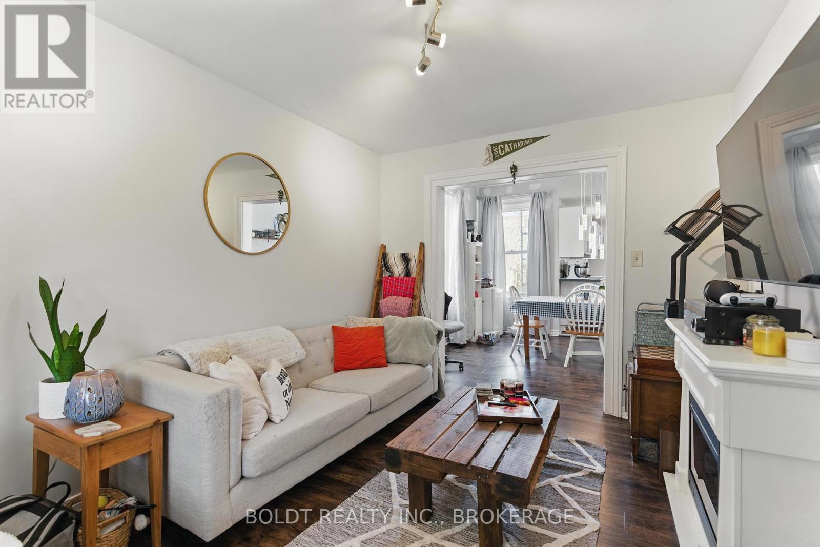 24-26 York Street, St. Catharines, Ontario  L2R 6B9 - Photo 23 - X12209514