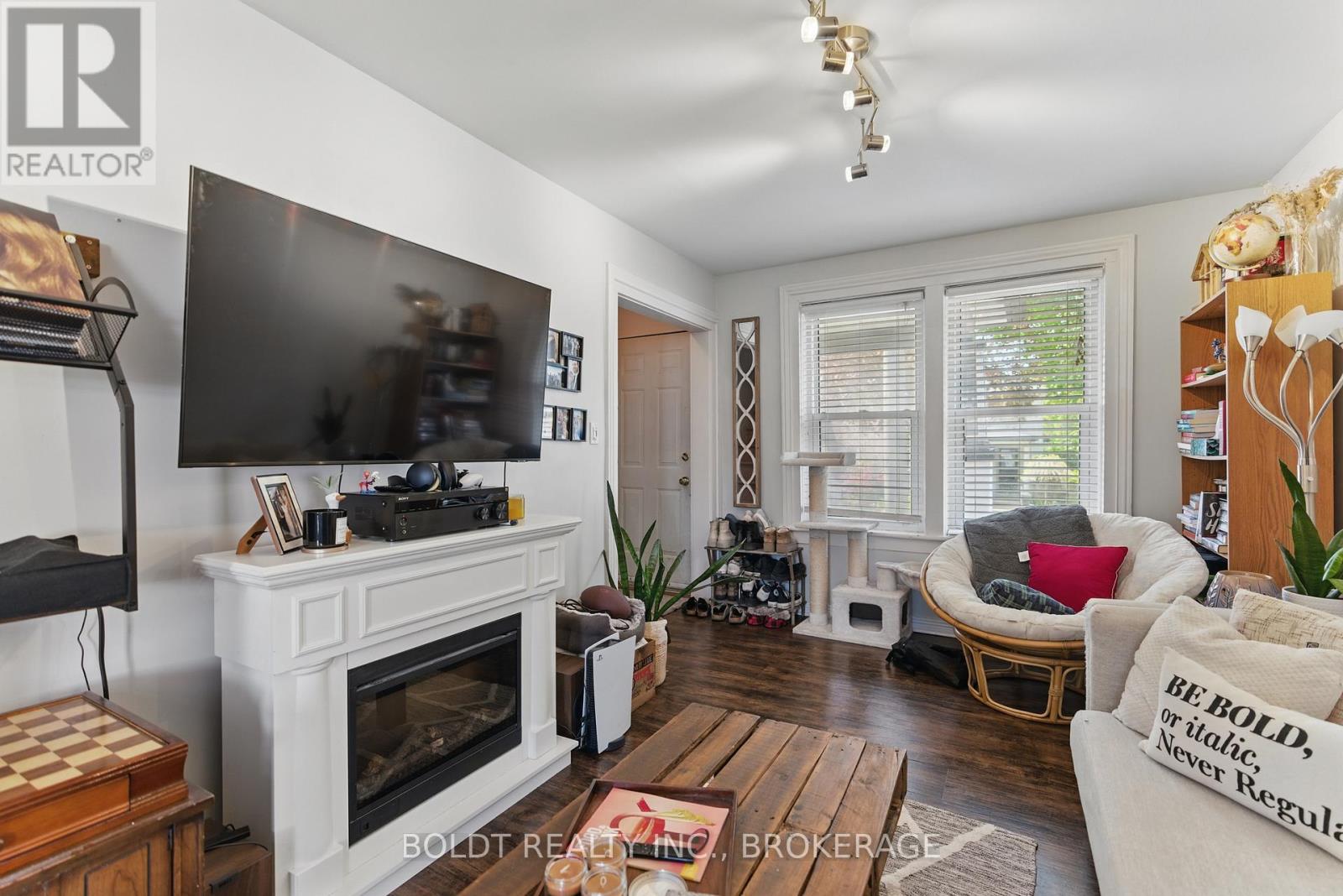24-26 York Street, St. Catharines, Ontario  L2R 6B9 - Photo 24 - X12209514