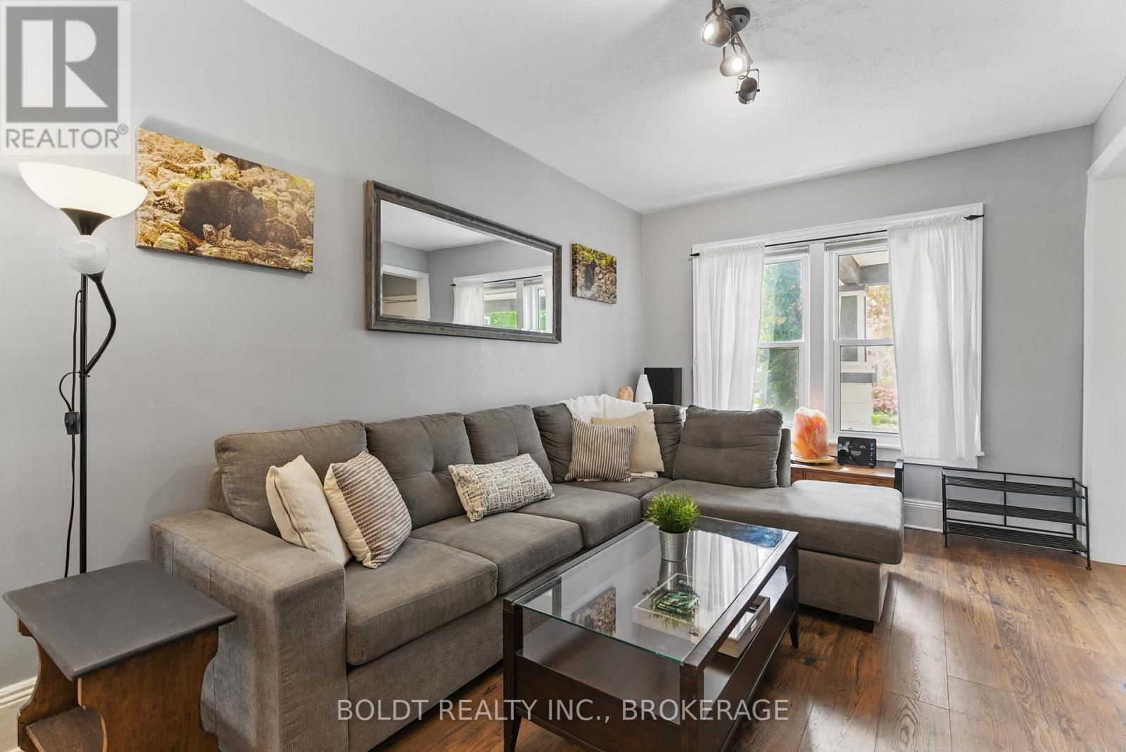 24-26 York Street, St. Catharines, Ontario  L2R 6B9 - Photo 3 - X12209514