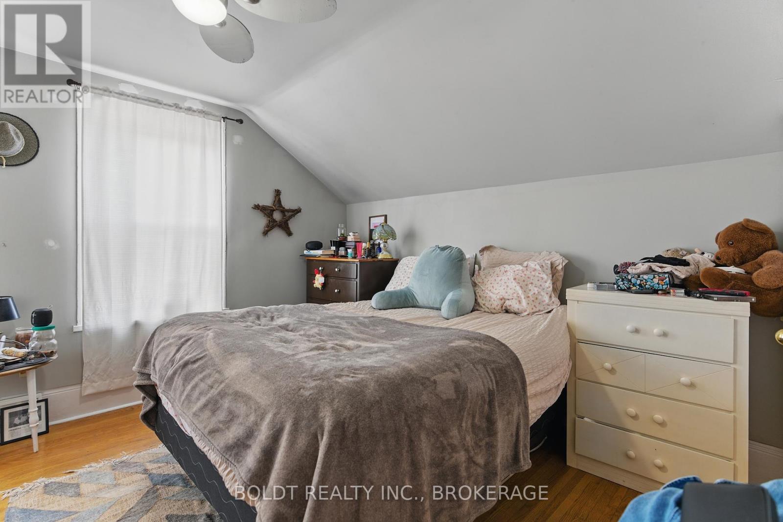 24-26 York Street, St. Catharines, Ontario  L2R 6B9 - Photo 35 - X12209514